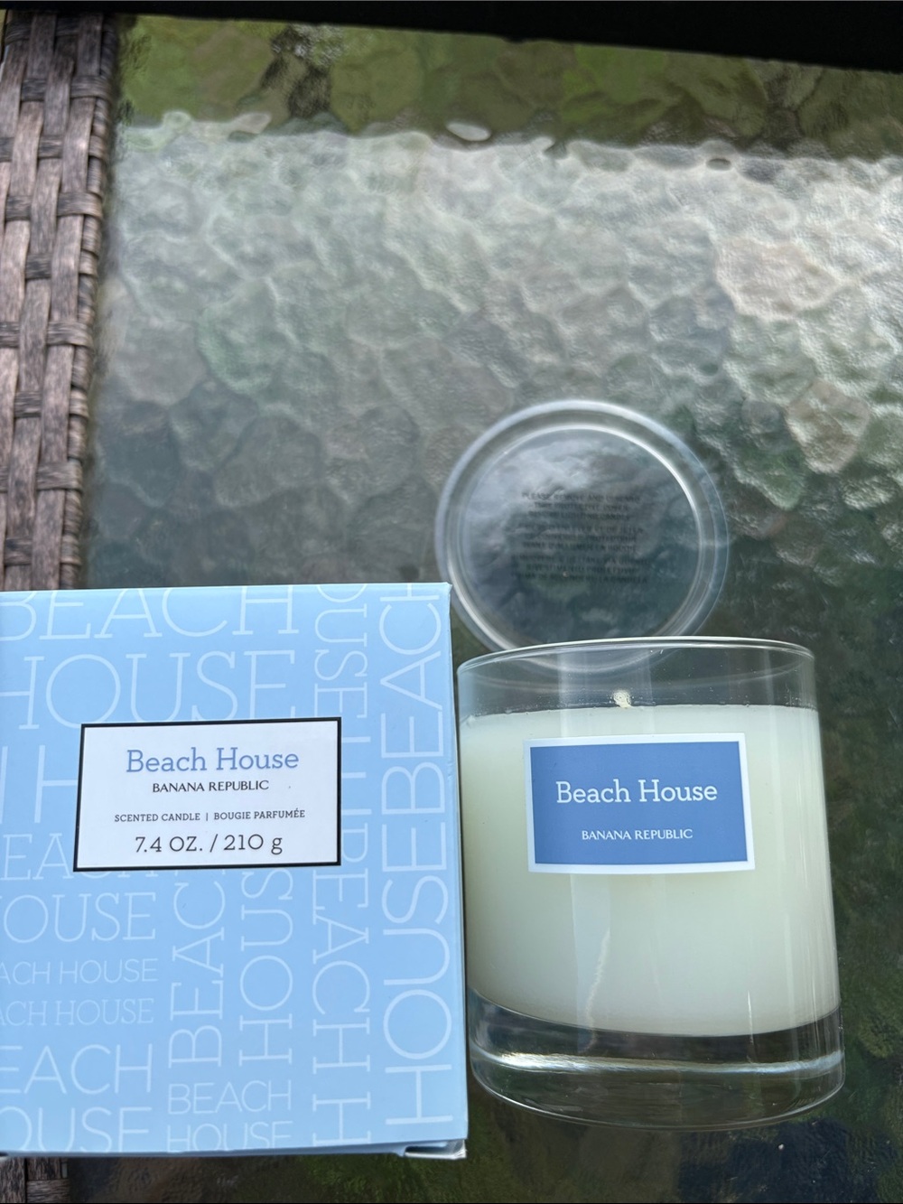 Banana Republic Beach House Candle - Light Blue & White